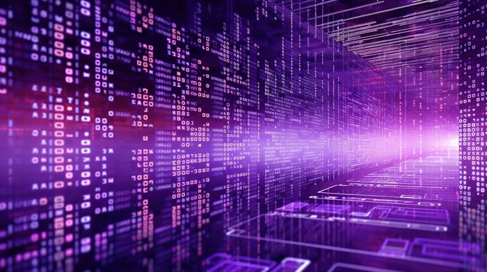 Laptop mit Code – Programmierkurse